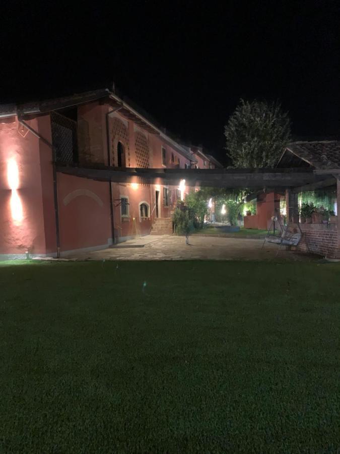 Отель La Vecchia Cascina Rossa Fubine Экстерьер фото